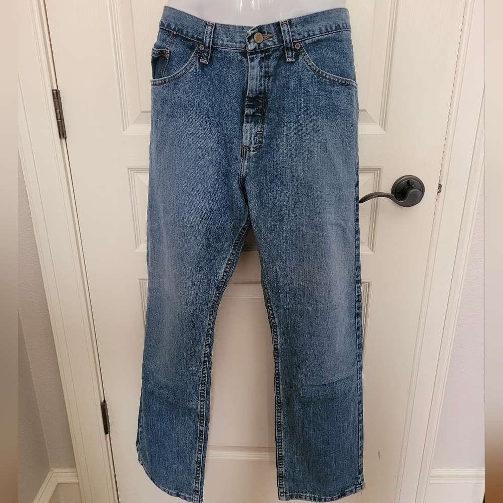 Wrangler Relaxed Fit Men's Jeans, Sz 36x30, EUC